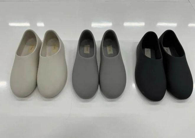 ezy Slides」新配色曝光确认发售凯发K8旗舰厅AG客服只要20块！「Ye(图2)
